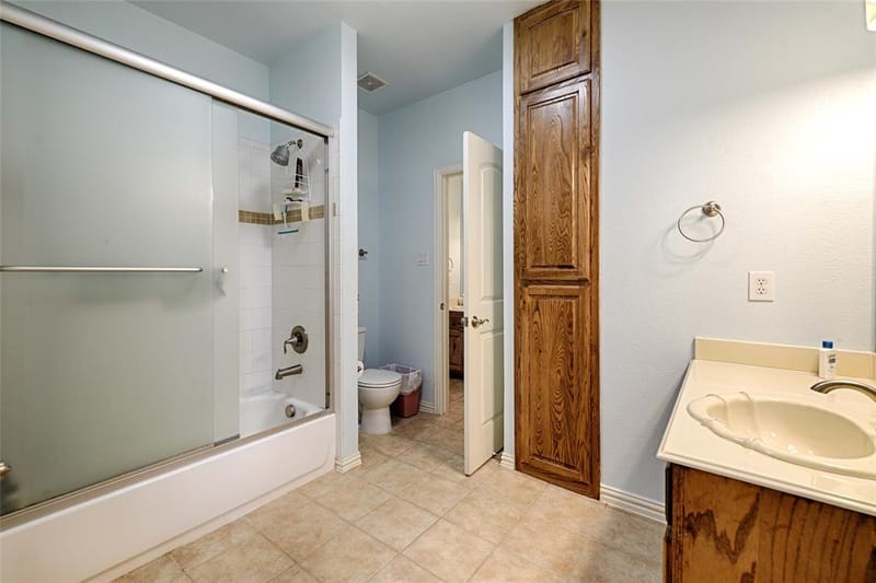 415 Breezeway Court, Cedar Hill TX 75104 - Photo 23