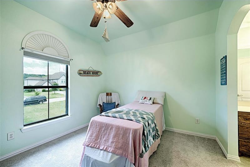 415 Breezeway Court, Cedar Hill TX 75104 - Photo 17