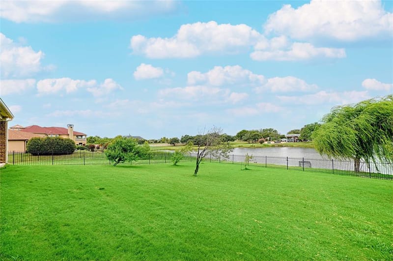 415 Breezeway Court, Cedar Hill TX 75104 - Photo 35