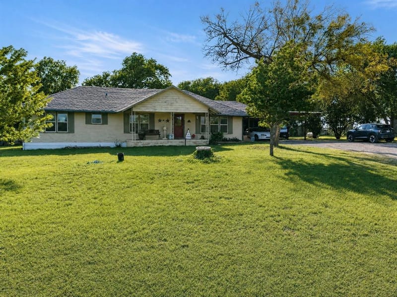 301 Ovilla Road, Waxahachie TX 75167 - Photo 2