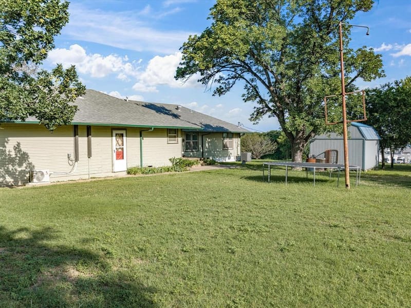 301 Ovilla Road, Waxahachie TX 75167 - Photo 7