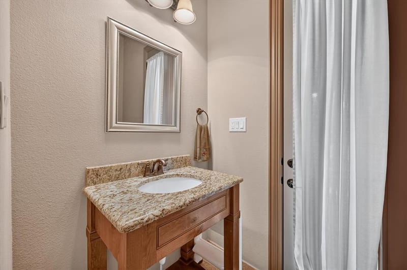 197 Ellis Creek Drive, Weatherford TX 76085 - Photo 24