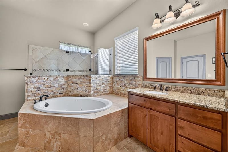 197 Ellis Creek Drive, Weatherford TX 76085 - Photo 19