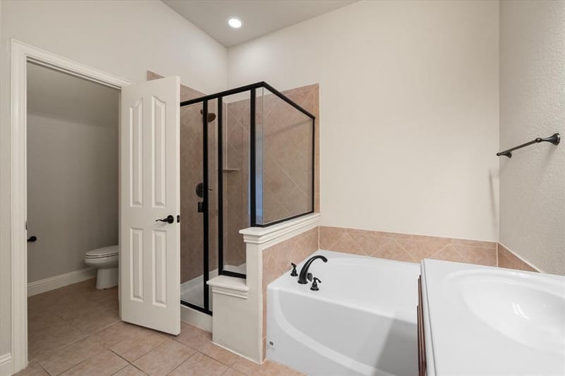 6633 Meadow Glen Drive, Midlothian TX 76065 - Photo 18