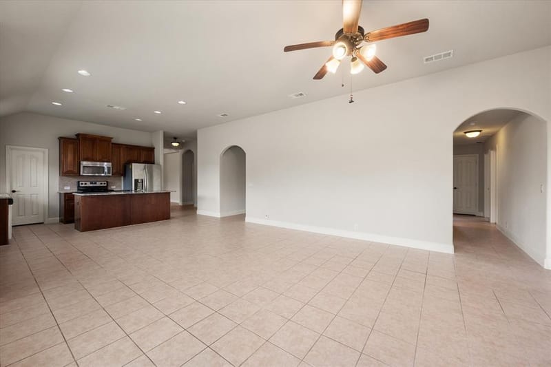 6633 Meadow Glen Drive, Midlothian TX 76065 - Photo 15