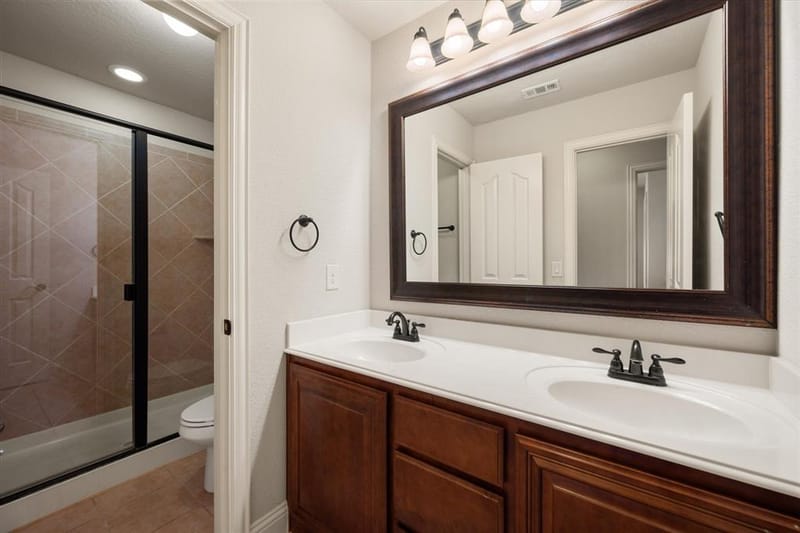 6633 Meadow Glen Drive, Midlothian TX 76065 - Photo 21