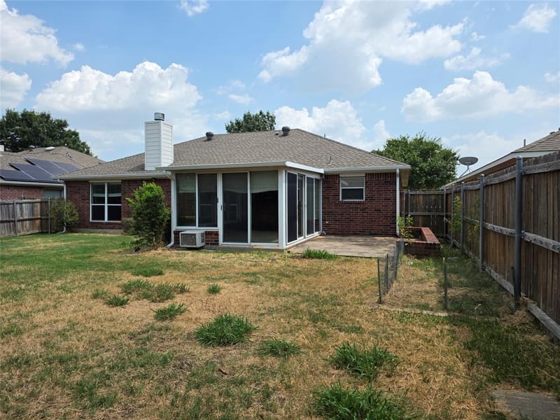 307 Dimes Street, Arlington TX 76002 - Photo 25