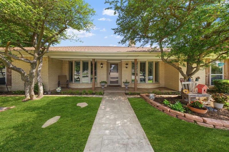 1521 Baffin Bay Drive, Plano TX 75075 - Photo 2