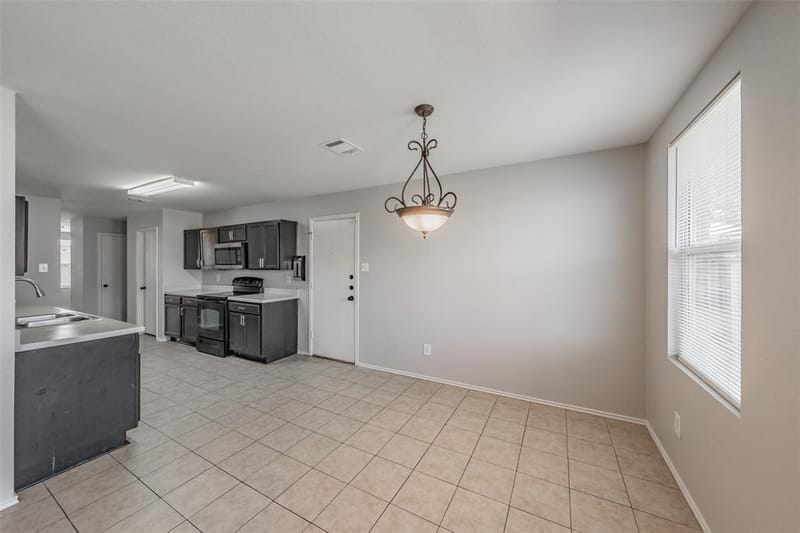 3015 Goldenrod Drive, Lancaster TX 75134 - Photo 14