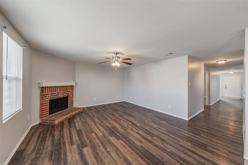 3015 Goldenrod Drive, Lancaster TX 75134 - Photo 11