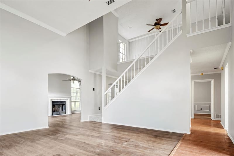 5112 Oak Gate Court, Arlington TX 76016 - Photo 6