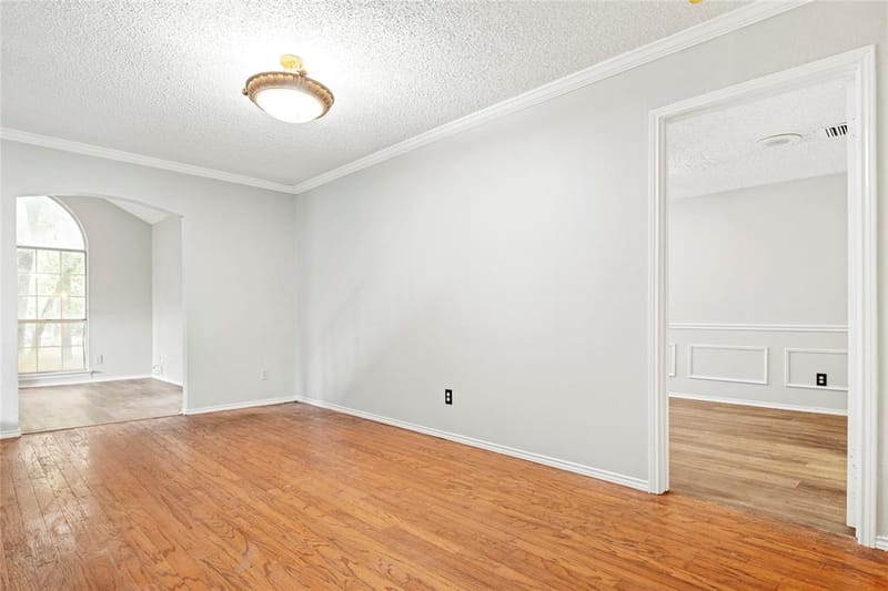 5112 Oak Gate Court, Arlington TX 76016 - Photo 12