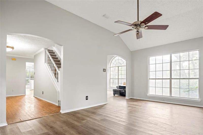 5112 Oak Gate Court, Arlington TX 76016 - Photo 9