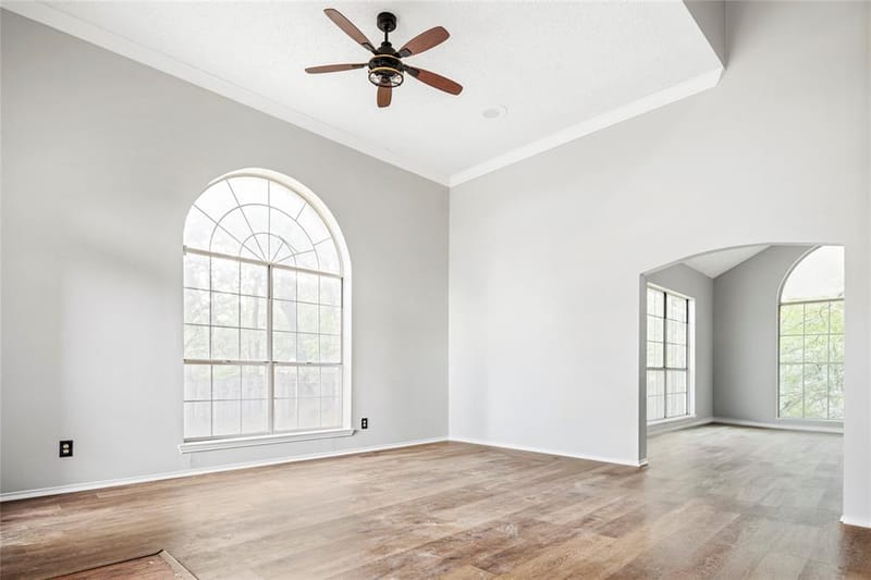 5112 Oak Gate Court, Arlington TX 76016 - Photo 4