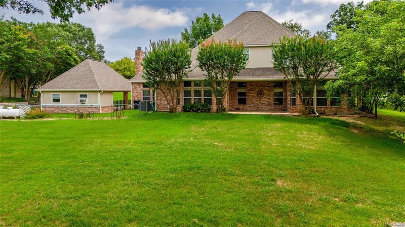 1917 Woodland Hills Lane, Weatherford TX 76087 - Photo 32