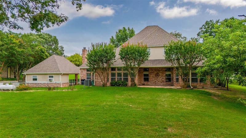1917 Woodland Hills Lane, Weatherford TX 76087 - Photo 33