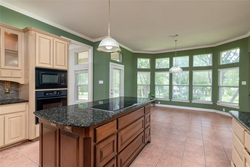 1917 Woodland Hills Lane, Weatherford TX 76087 - Photo 15