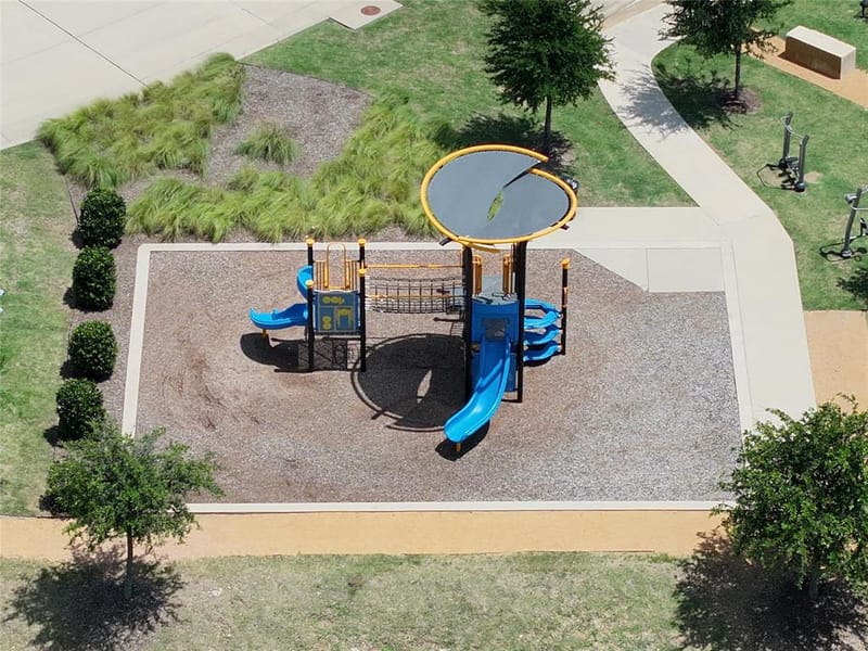 825 Alton Drive, Aubrey TX 76227 - Photo 30