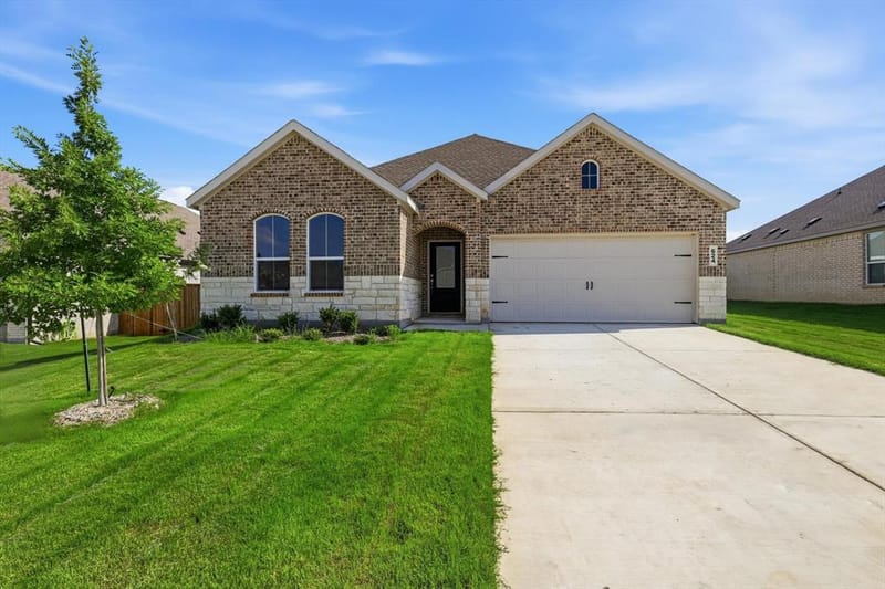 624 Mare Drive, Aubrey TX 76227 - Photo 4