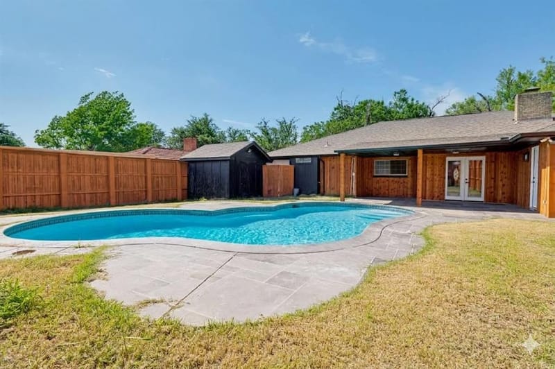 2302 Greenhill Drive, Carrollton TX 75006 - Photo 25