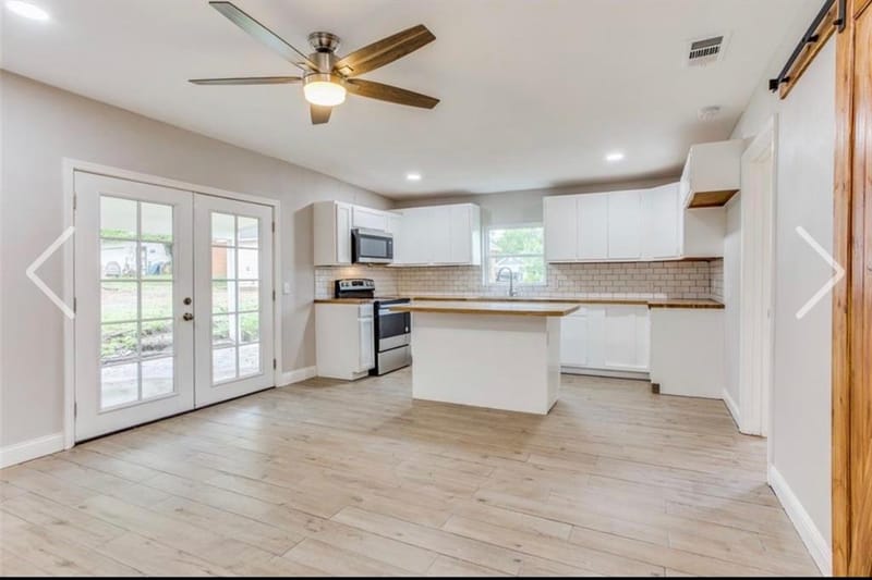 918 S Crockett Avenue, Denison TX 75021 - Photo 2