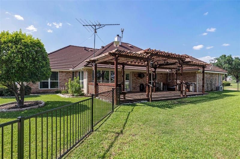 6303 Dulcito Court, Granbury TX 76049 - Photo 33