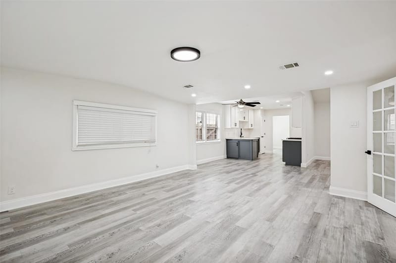 708 Glen Rock Place, Arlington TX 76014 - Photo 5