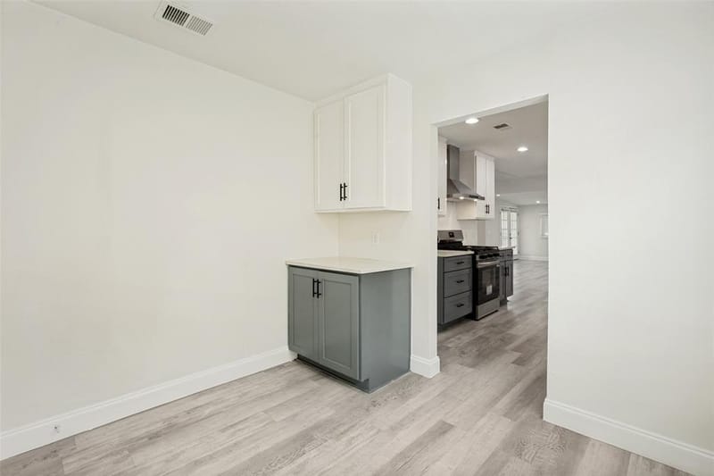 708 Glen Rock Place, Arlington TX 76014 - Photo 11
