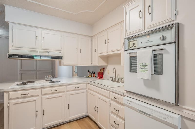506 E Huitt Lane, Euless TX 76040 - Photo 12