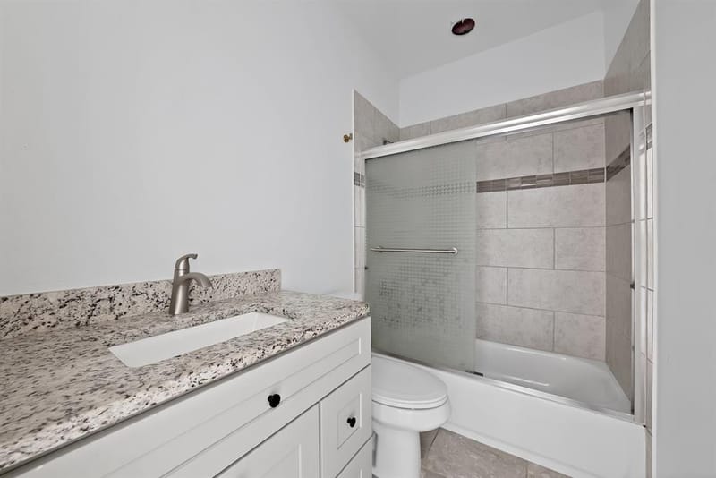 1008 20th Street, Fort Worth TX 76164 - Photo 23