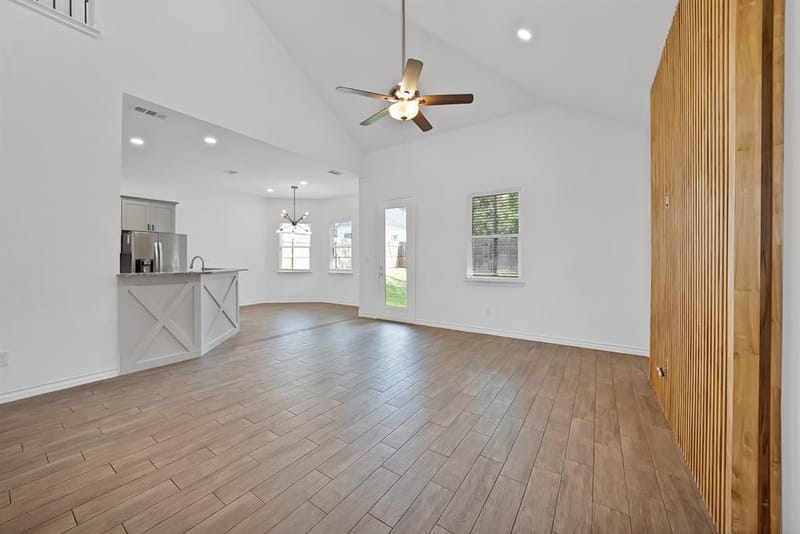 1008 20th Street, Fort Worth TX 76164 - Photo 12