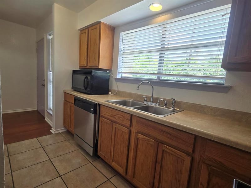7175 Fair Oaks Avenue # 53, Dallas TX 75231 - Photo 17