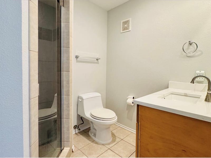 4616 W Lovers Lane # 119, Dallas TX 75209 - Photo 8