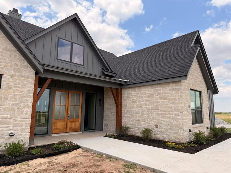 495 High Meadow, Elm Mott TX 76640 - Photo 2