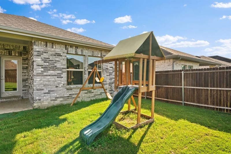 208 Mountain Meadow Lane, Princeton TX 75071 - Photo 36