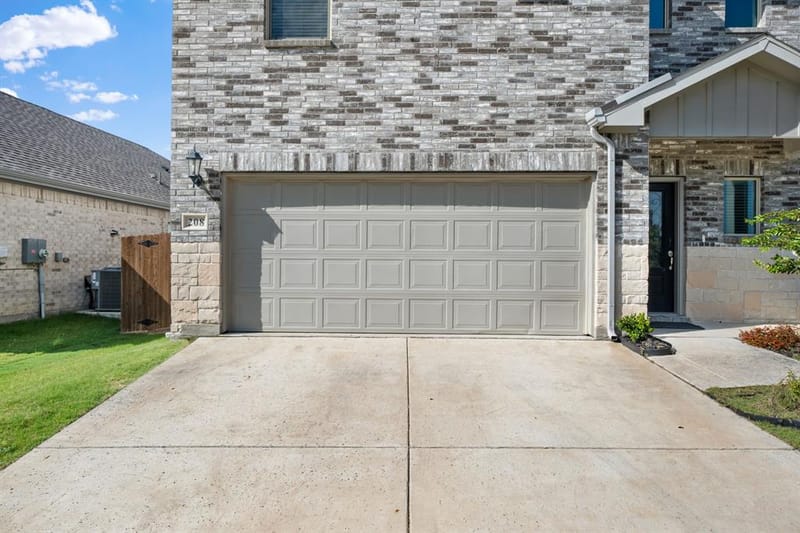 208 Mountain Meadow Lane, Princeton TX 75071 - Photo 4