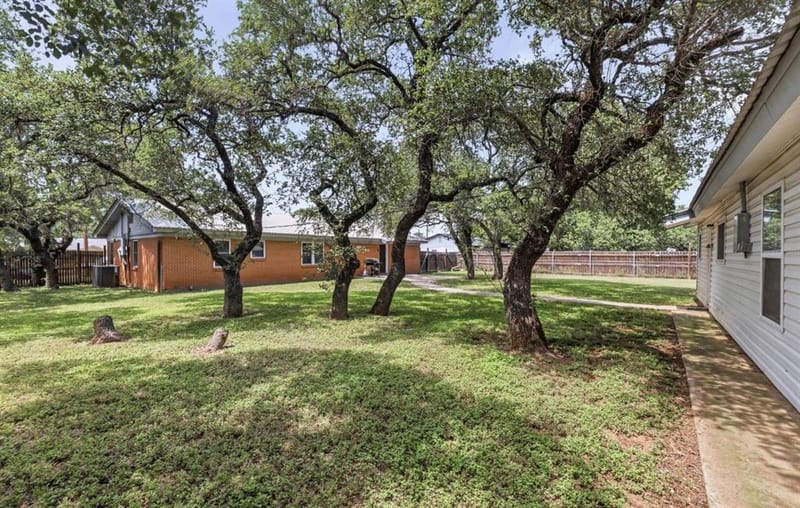 1608 Campa Drive, Brownwood TX 76801 - Photo 20