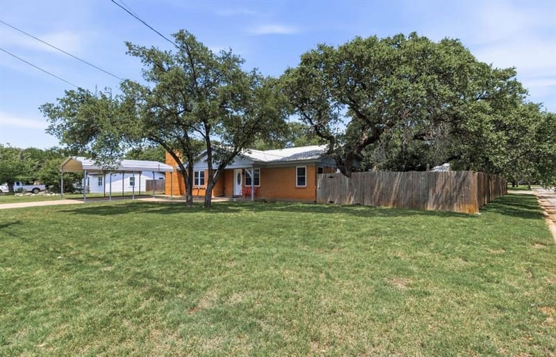 1608 Campa Drive, Brownwood TX 76801 - Photo 33