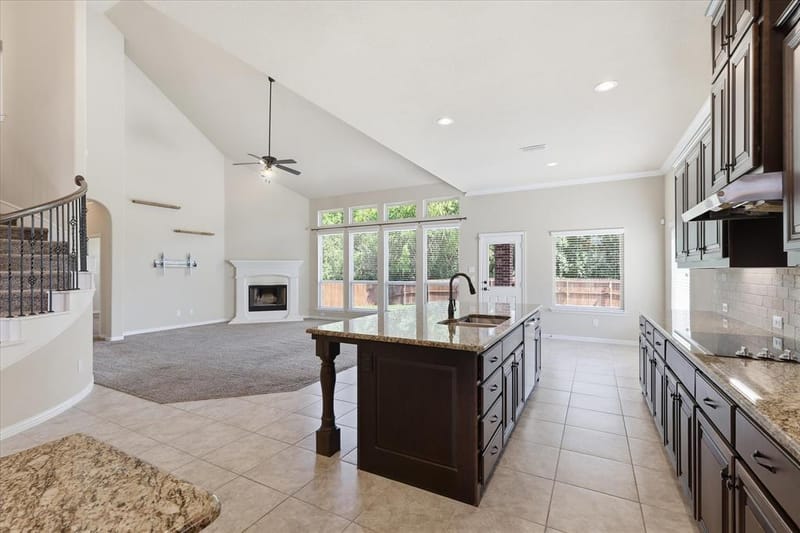 405 Double Creek Drive, Midlothian TX 76065 - Photo 11