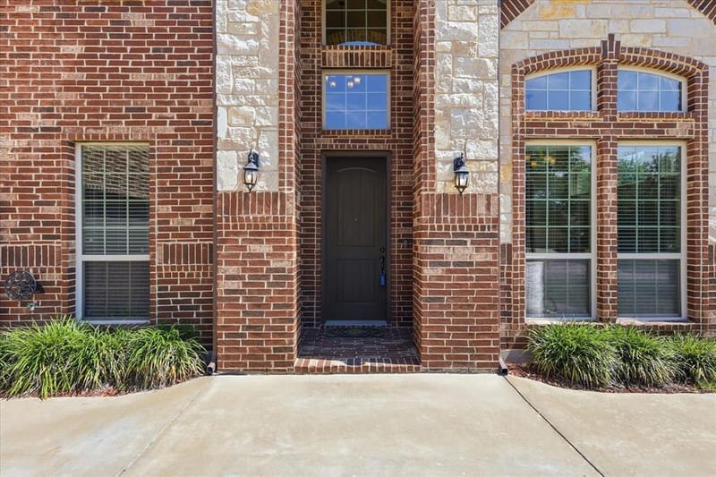 405 Double Creek Drive, Midlothian TX 76065 - Photo 4
