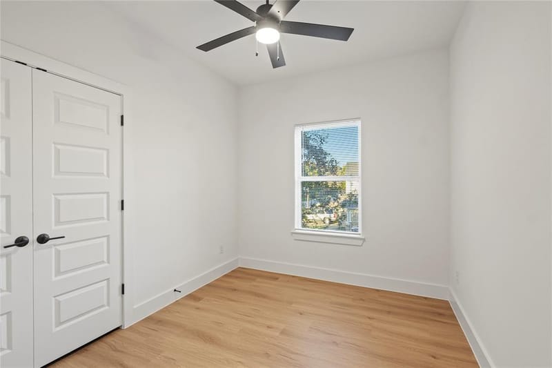 2210 Bethurum, Dallas TX 75215 - Photo 13