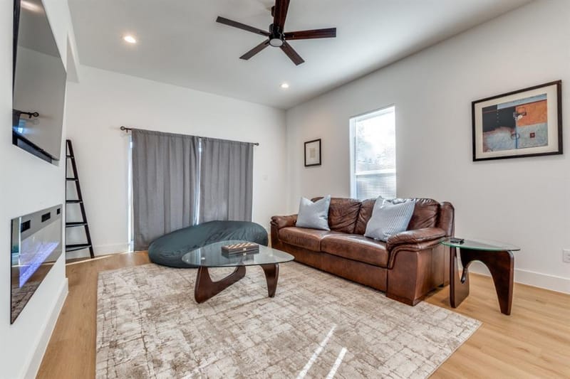 2210 Bethurum, Dallas TX 75215 - Photo 8