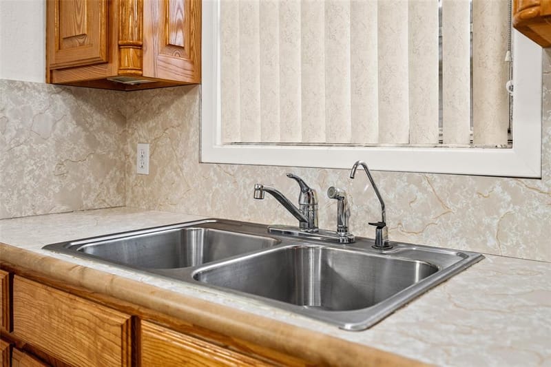 219 W Wilson Avenue, Sherman TX 75090 - Photo 20