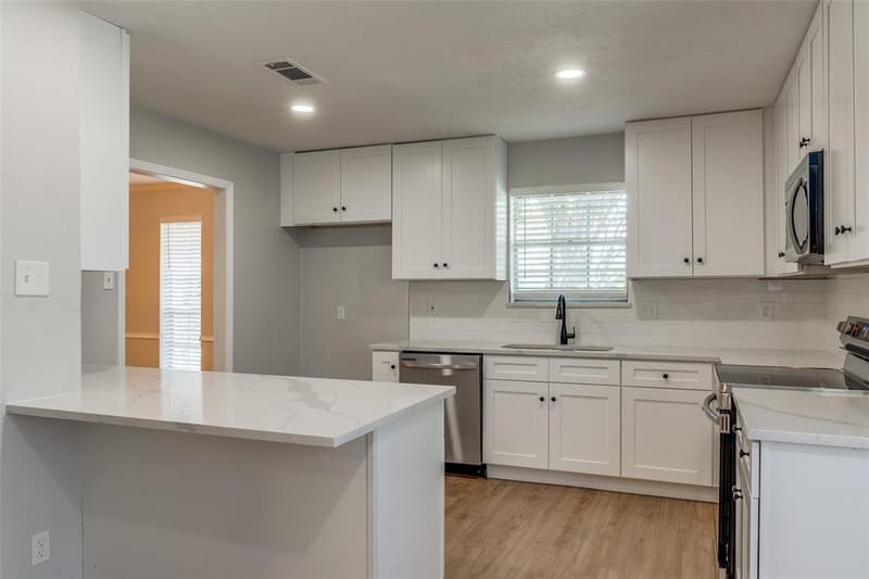 7241 Blythdale Drive, Dallas TX 75248 - Photo 8