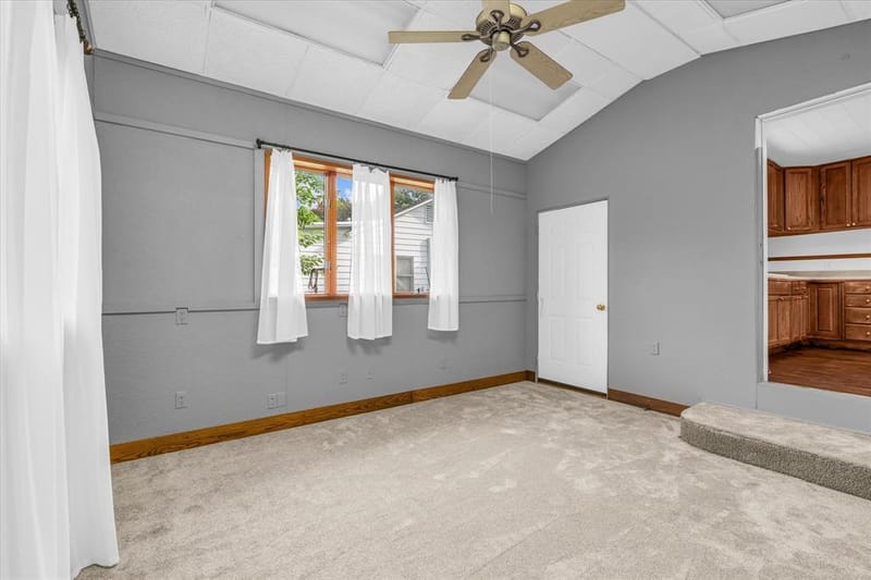 1020 Fisher Street, Bellmead TX 76705 - Photo 15
