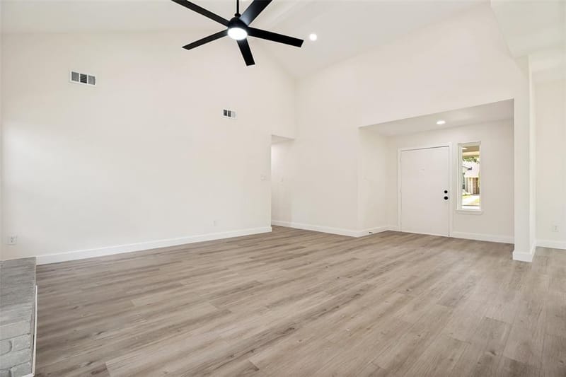 113 Country View Lane, Garland TX 75043 - Photo 3