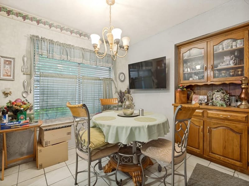7133 Bayberry Lane, Dallas TX 75249 - Photo 11