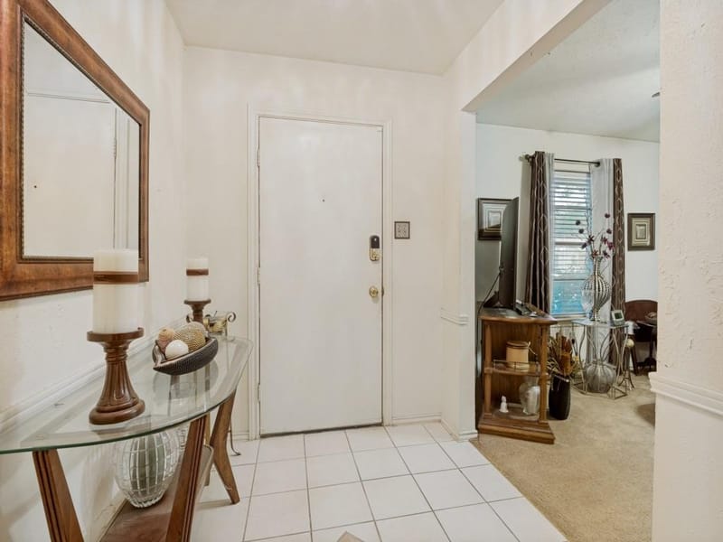 7133 Bayberry Lane, Dallas TX 75249 - Photo 4