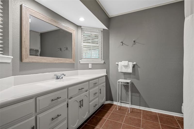 8202 Whippoorwill Drive, Woodway TX 76712 - Photo 24