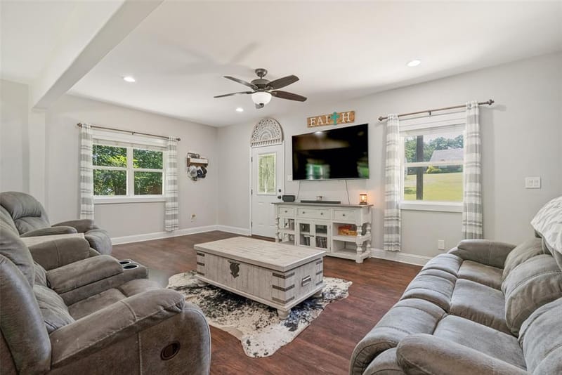 2341 Oak Leaf Trail, Cleburne TX 76031 - Photo 2